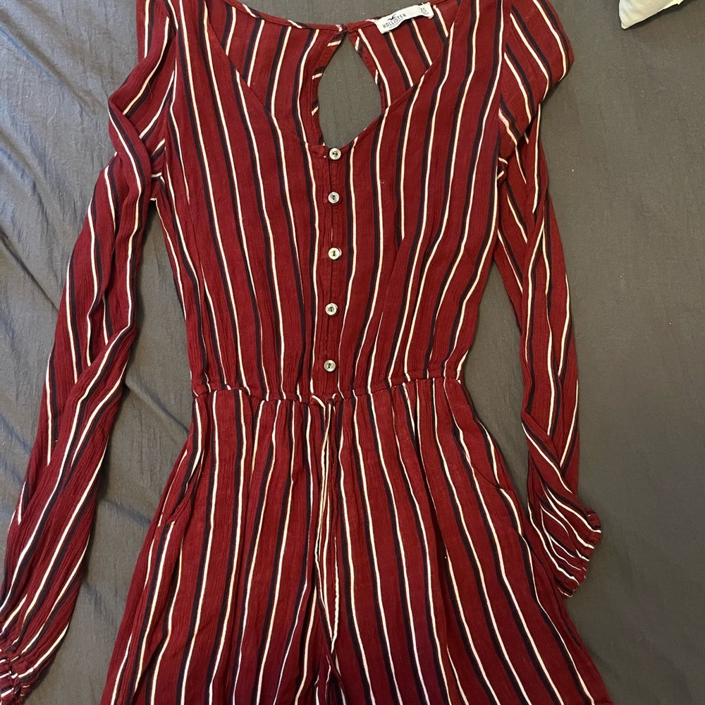 Hollister romper
